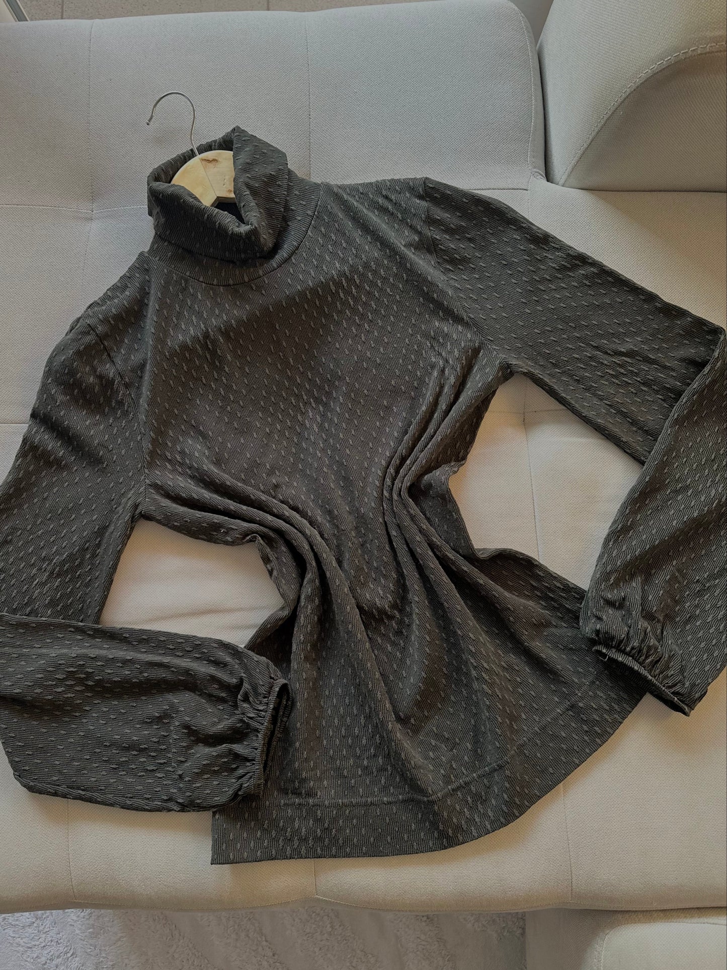 Темно Зелена Ролка