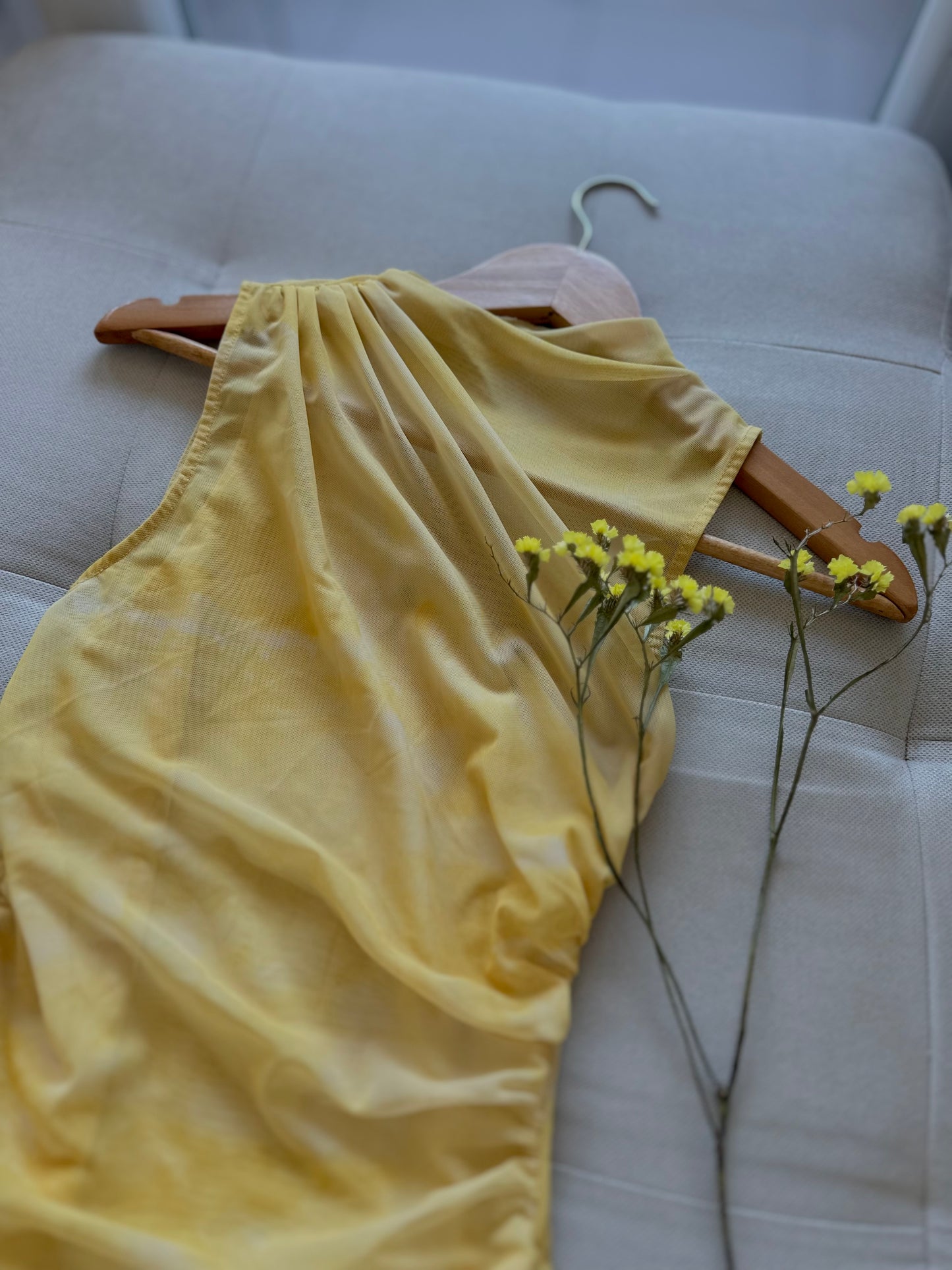 Блуза со Жолти Тонови