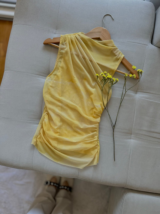 Блуза со Жолти Тонови