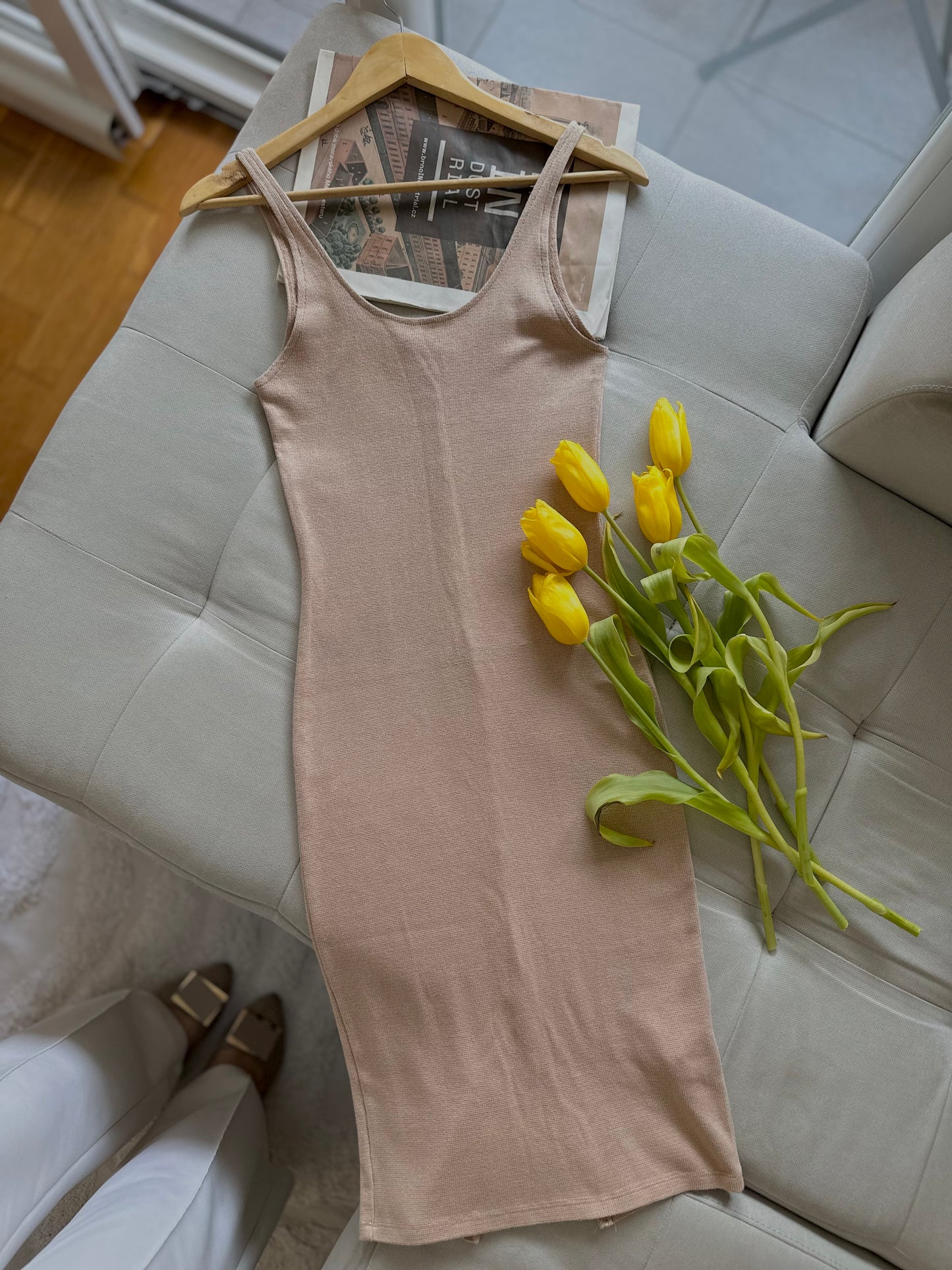 Нежен Фустан