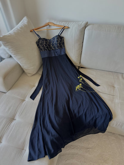 Долг Фустан